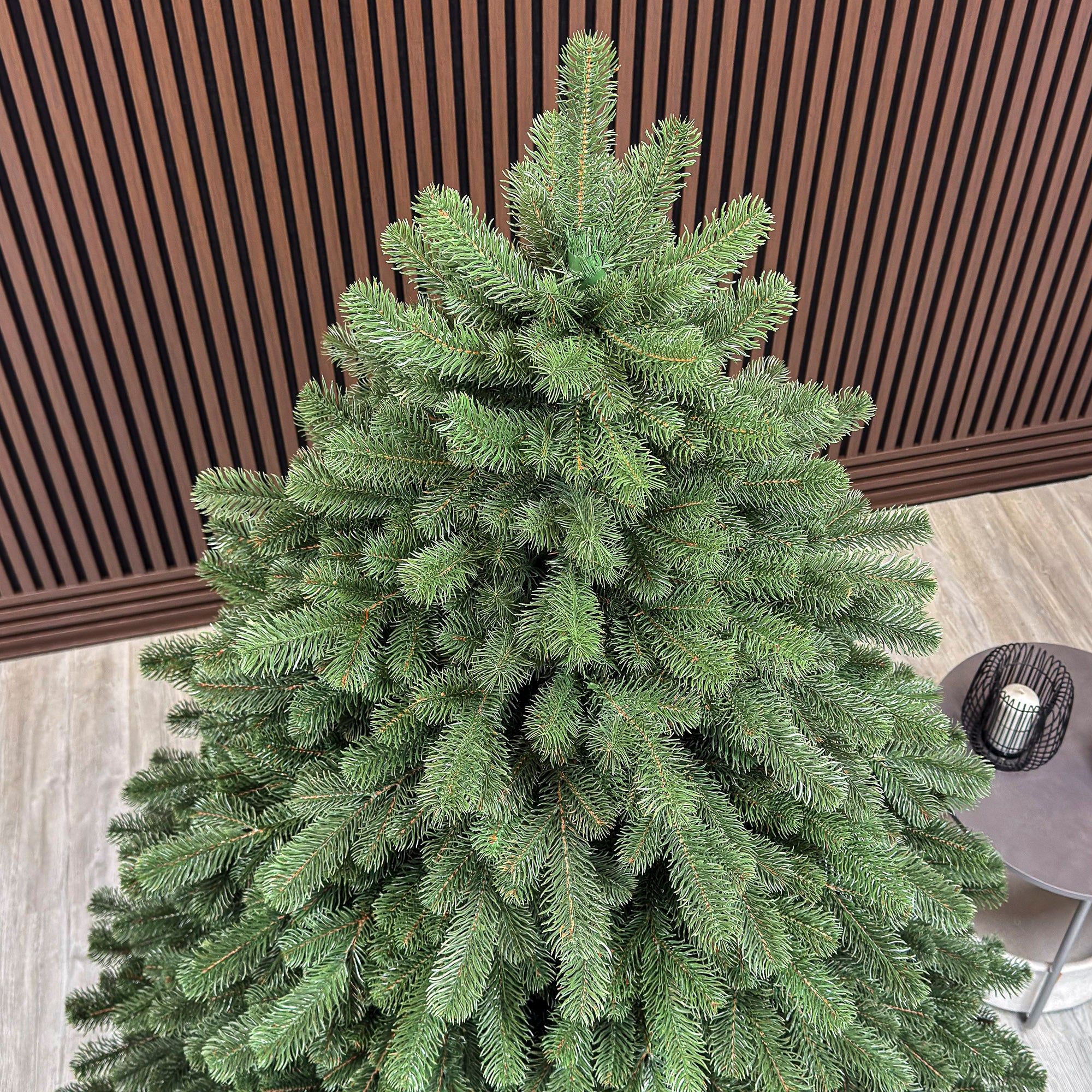 Brad artificial Christmas Deluxe by Sersimo, Versailles Select, integral 3D, 210 cm