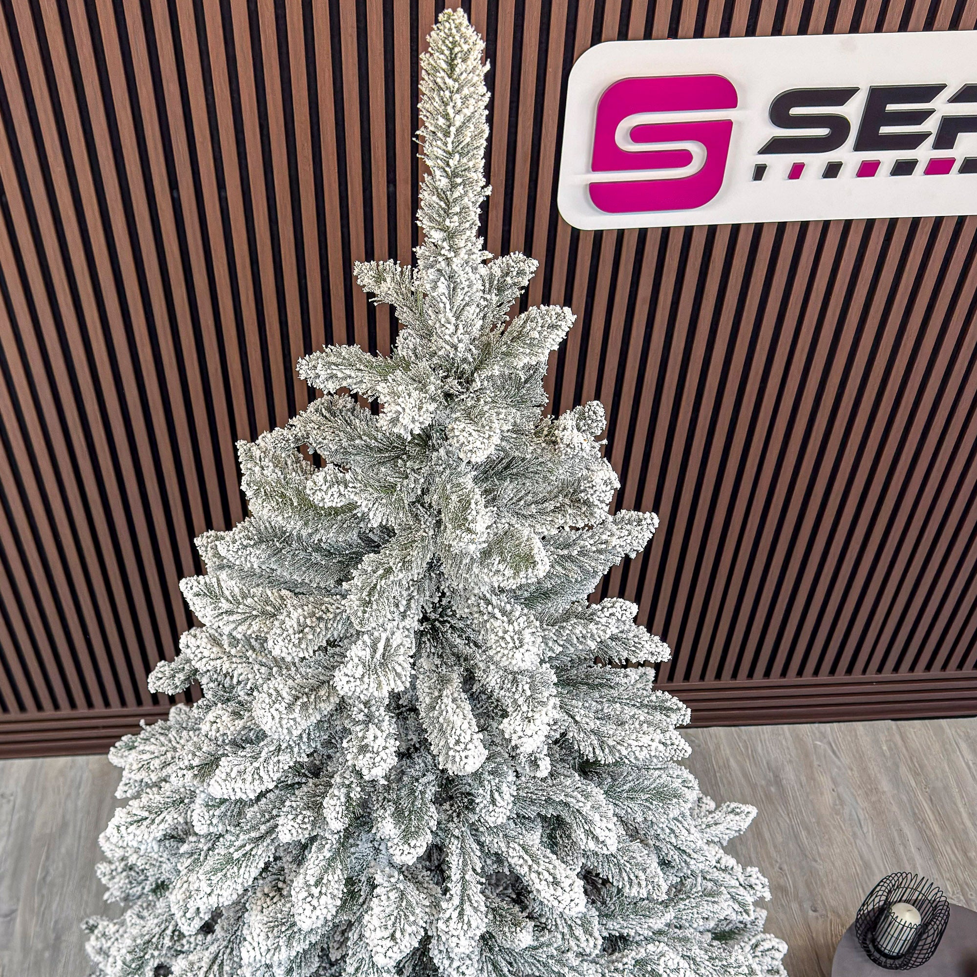 Brad artificial Christmas Deluxe by Sersimo, Victoria nins, 2D, 250cm