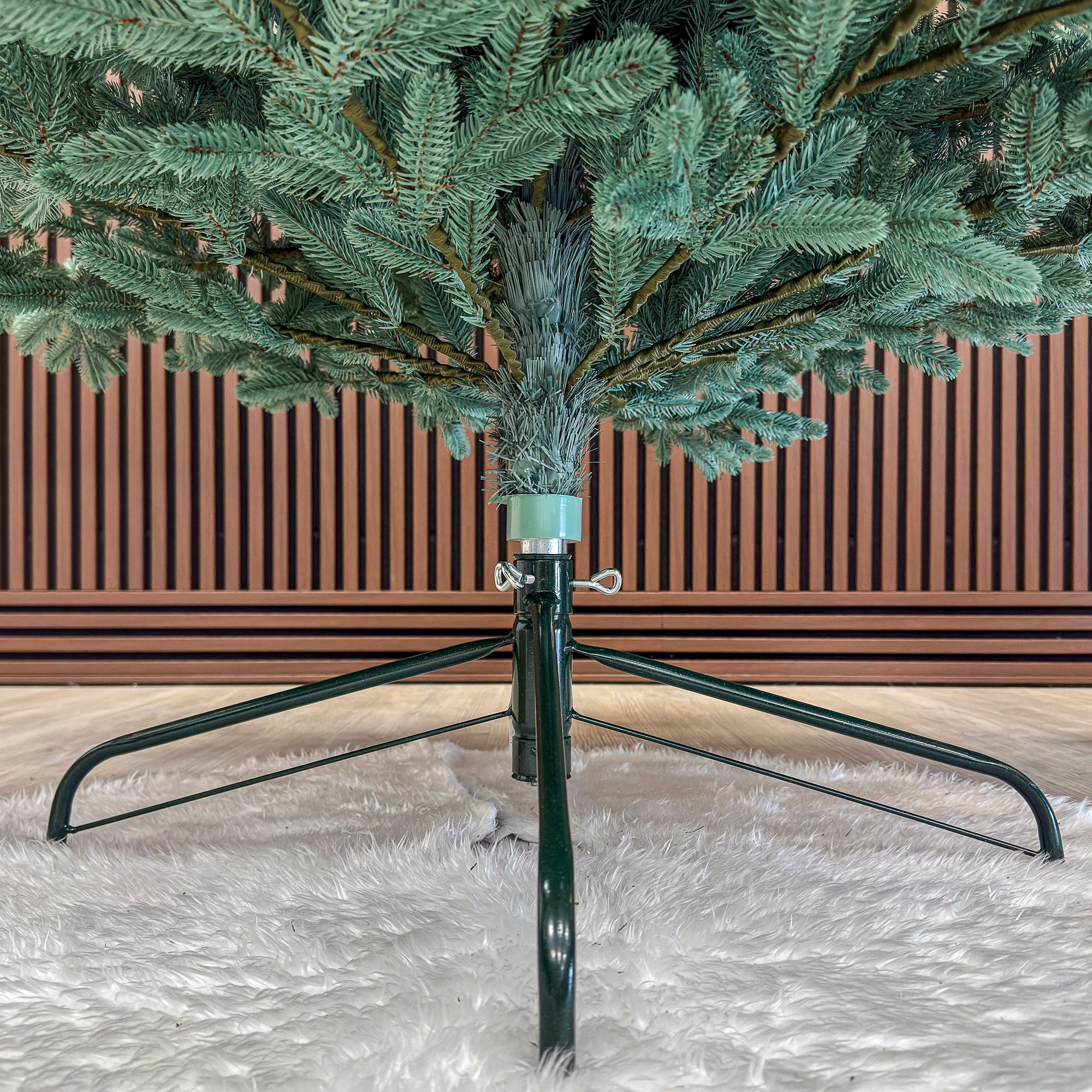Brad artificial Christmas Deluxe by Sersimo, Viena Select argintiu, integral 3D, 250 cm