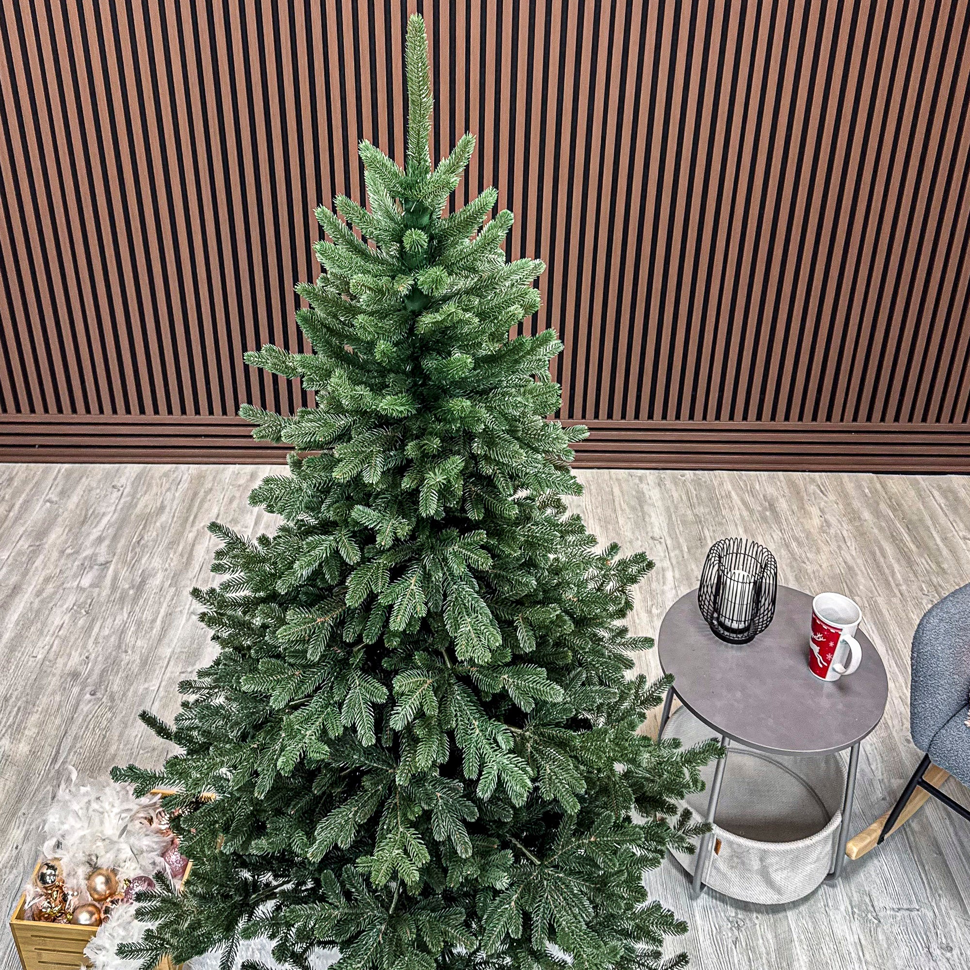 Brad artificial Christmas Deluxe by Sersimo, Viena Select, integral 3D, 180cm