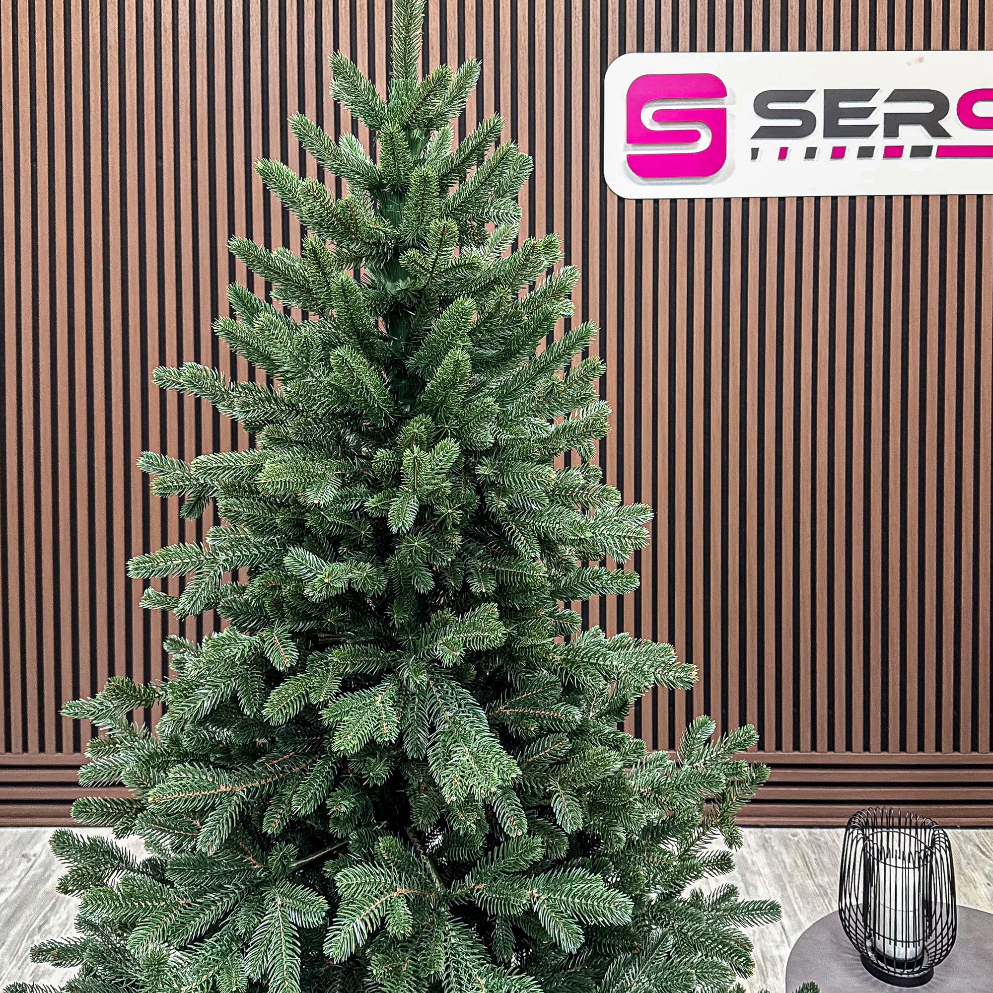 Brad artificial Christmas Deluxe by Sersimo, Viena Select, integral 3D, 180cm