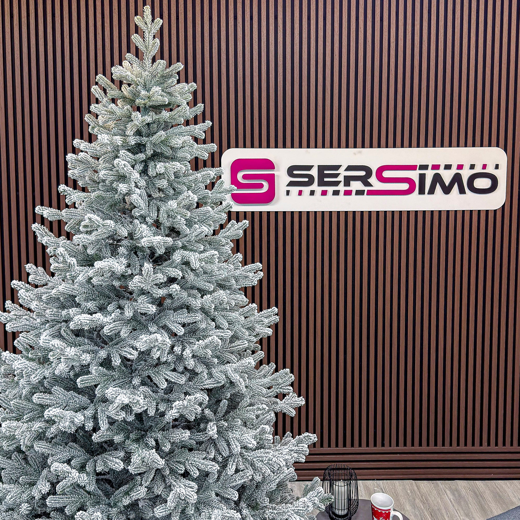 Brad artificial Christmas Deluxe by Sersimo, Viena nins, 3D, 250cm