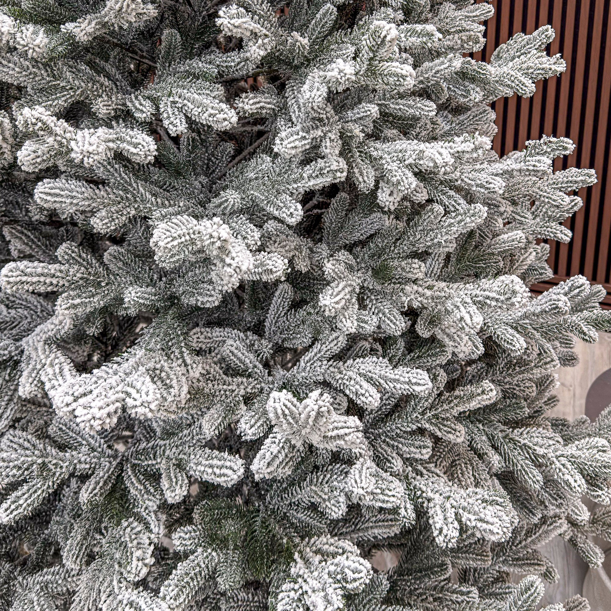 Brad artificial Christmas Deluxe by Sersimo, Viena nins, 3D, 250cm