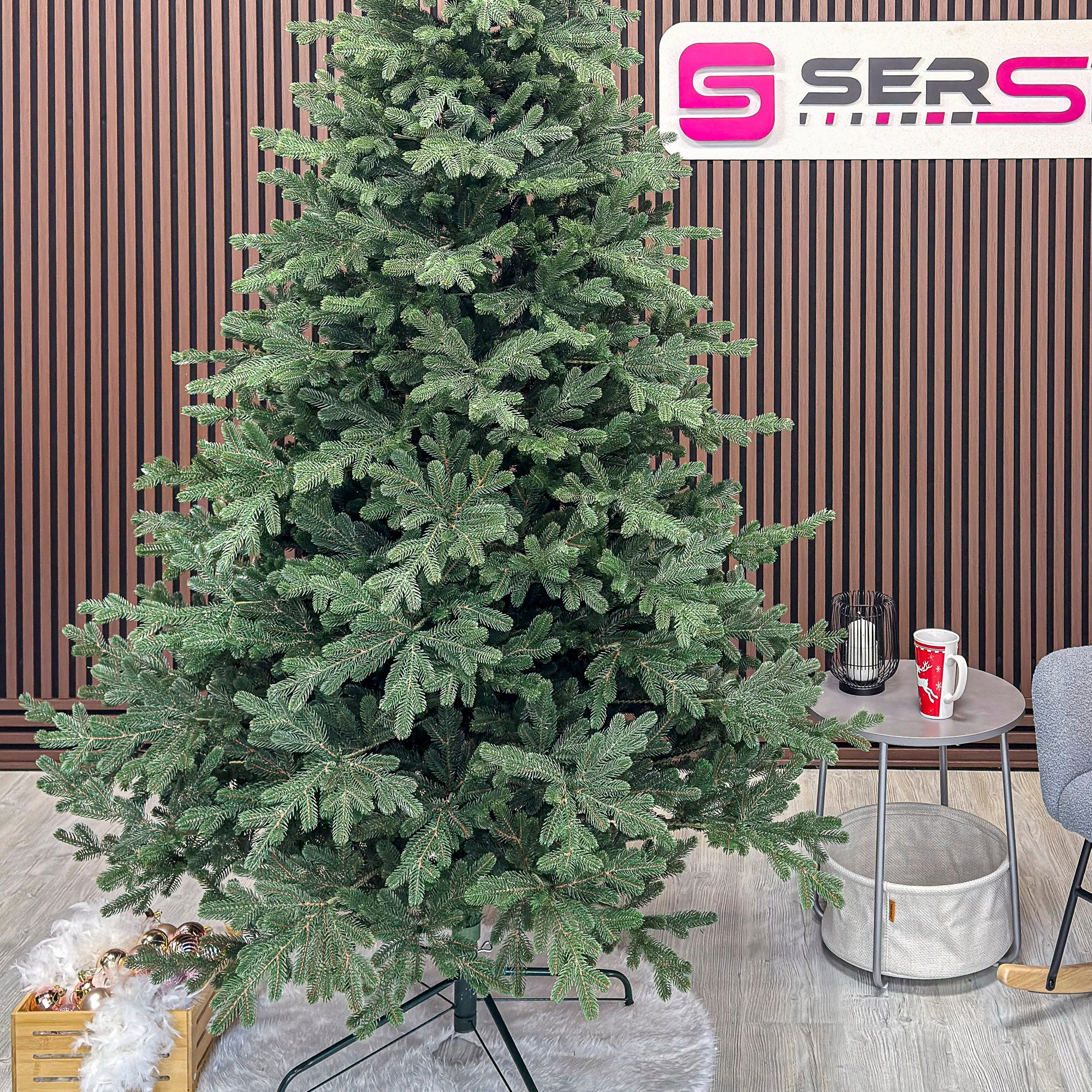 Brad artificial Christmas Deluxe by Sersimo, Viena Select, integral 3D, 300 cm