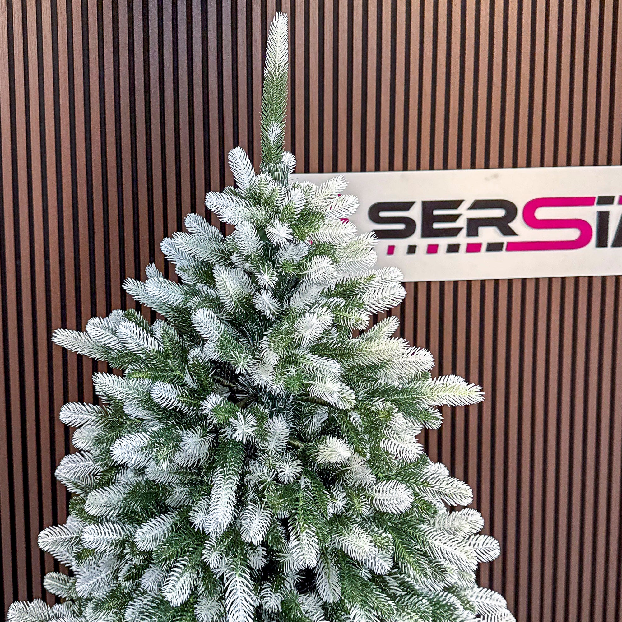 Brad artificial Christmas Deluxe by Sersimo, Polar Winter Select, integral 3D, 250 cm