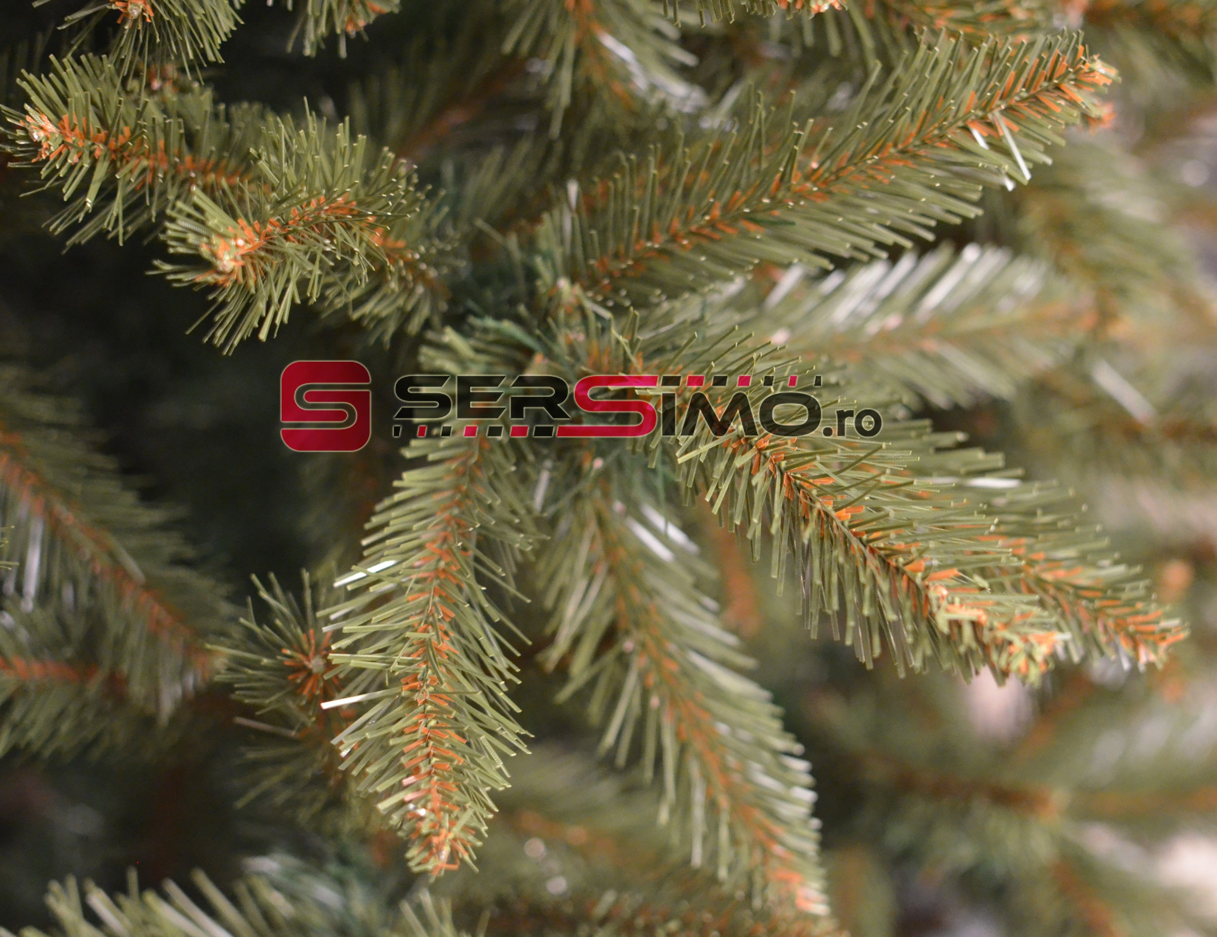 Brad artificial Christmas Deluxe by Sersimo, Royal, 220cm