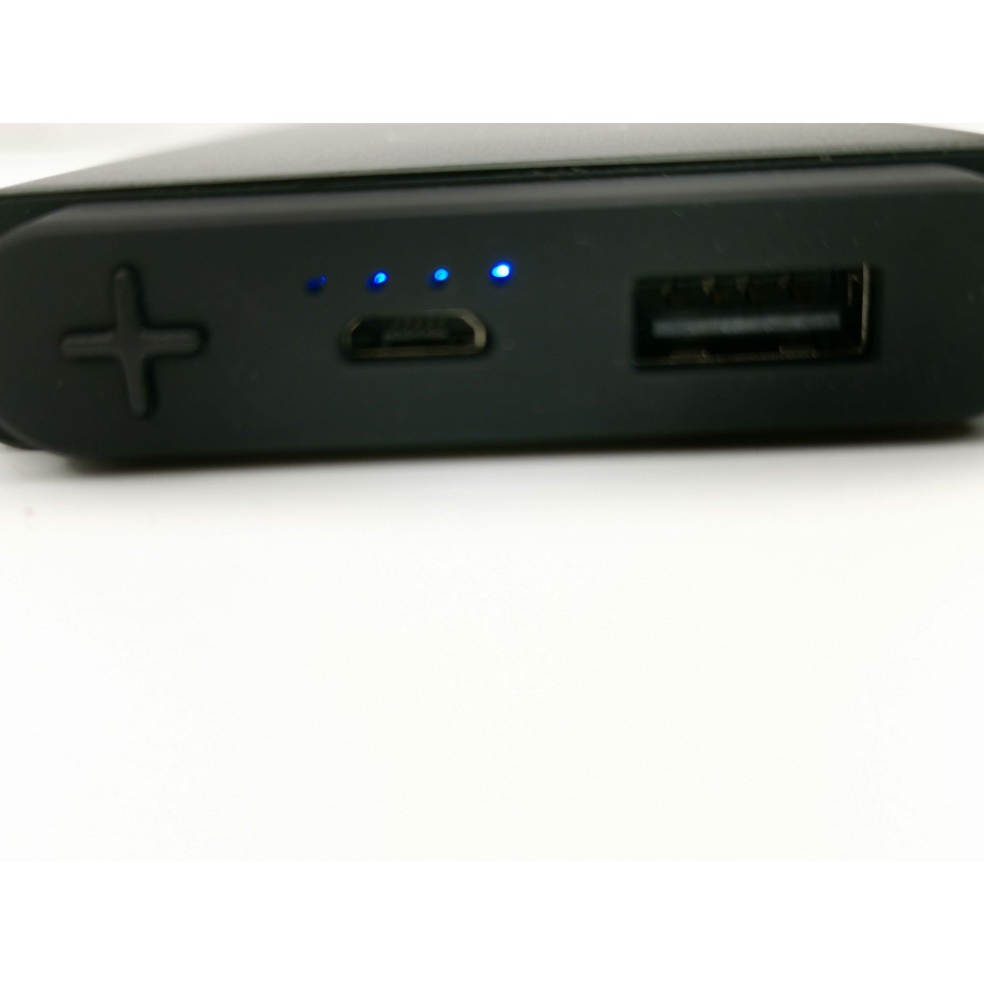 Acumulator extern WUW-JLW Power Bank 6000 mAh, Negru