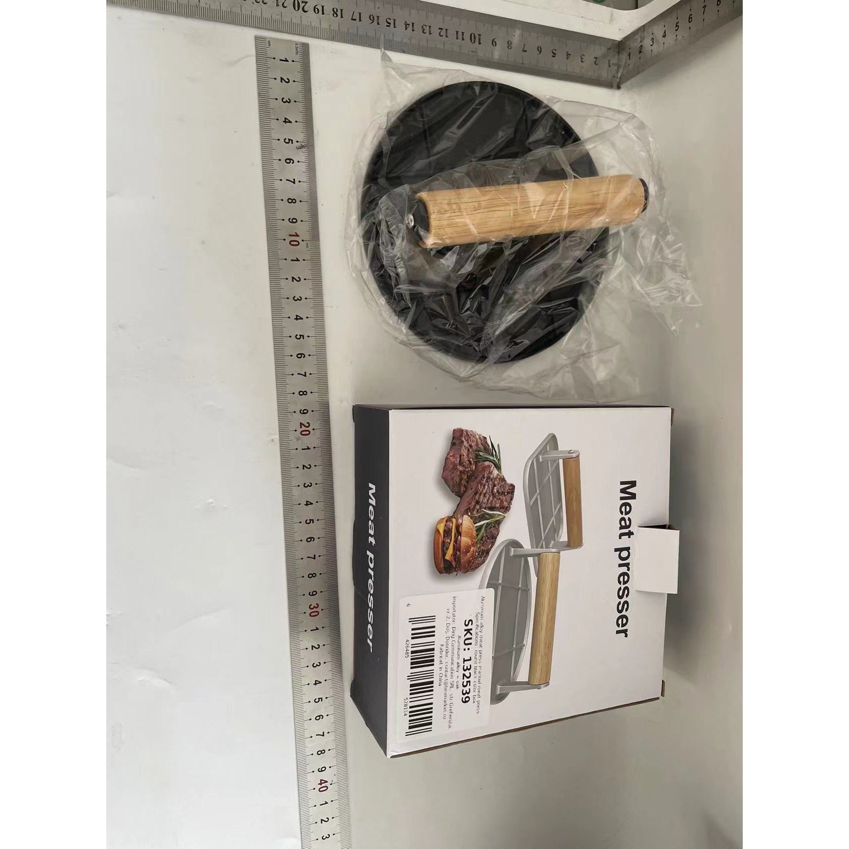 Presa Manuala pentru Carne, din Aliaj de Aluminiu, Maner din Lemn, Presa pentru Burgeri, Usor de Curatat si Folosit, Rotunda, 16x16x6 cm, Neagra