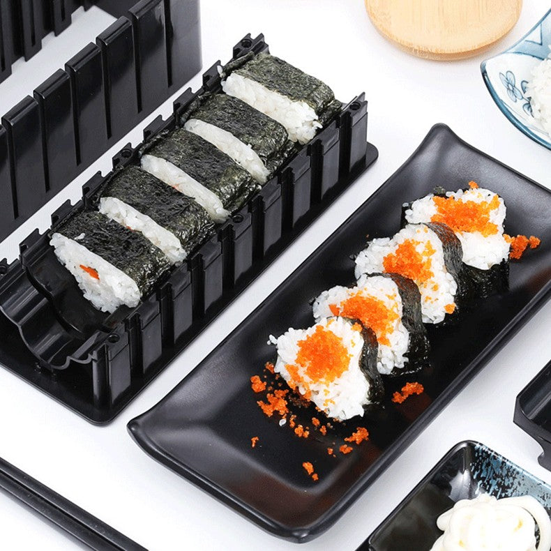 Aparat pentru Sushi, Set 7 Accesorii pentru Sushi, Ofera 3 Forme de Design, Rotund, Triunghi, Inimioare, Negru