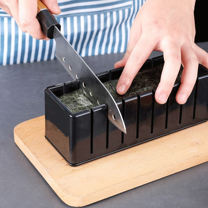 Aparat pentru Sushi, Set 7 Accesorii pentru Sushi, Ofera 3 Forme de Design, Rotund, Triunghi, Inimioare, Negru