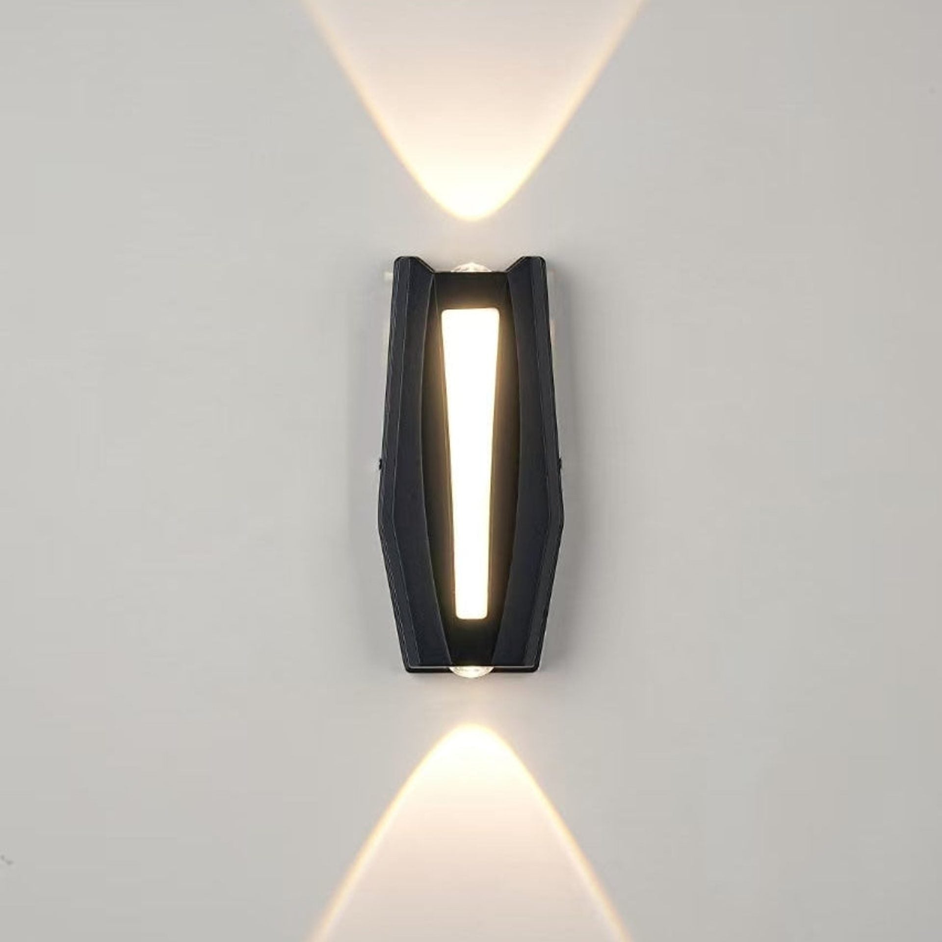 Aplica LED AX218 de Exterior si Interior, 2 Surse x 8W, Metalic, Negru, 3000K