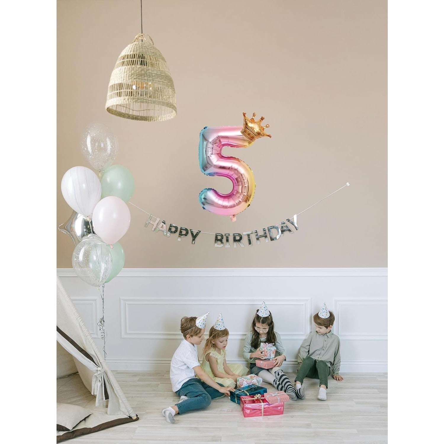 Balon din Folie Metalizata, Figurina Cifra Gradient, Tema Aniversare 80 cm, Ambalaj Individual, Pai inclus, Umflare cu Aer sau Heliu, Coronita, Cifra 5