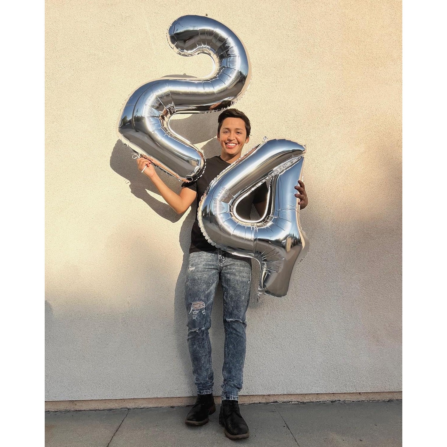 Balon din Folie Metalizata, Figurina Cifra, Tema Aniversare 40 cm, Ambalaj Individual, Pai inclus, Umflare cu Aer sau Heliu, Argintiu, Cifra 4