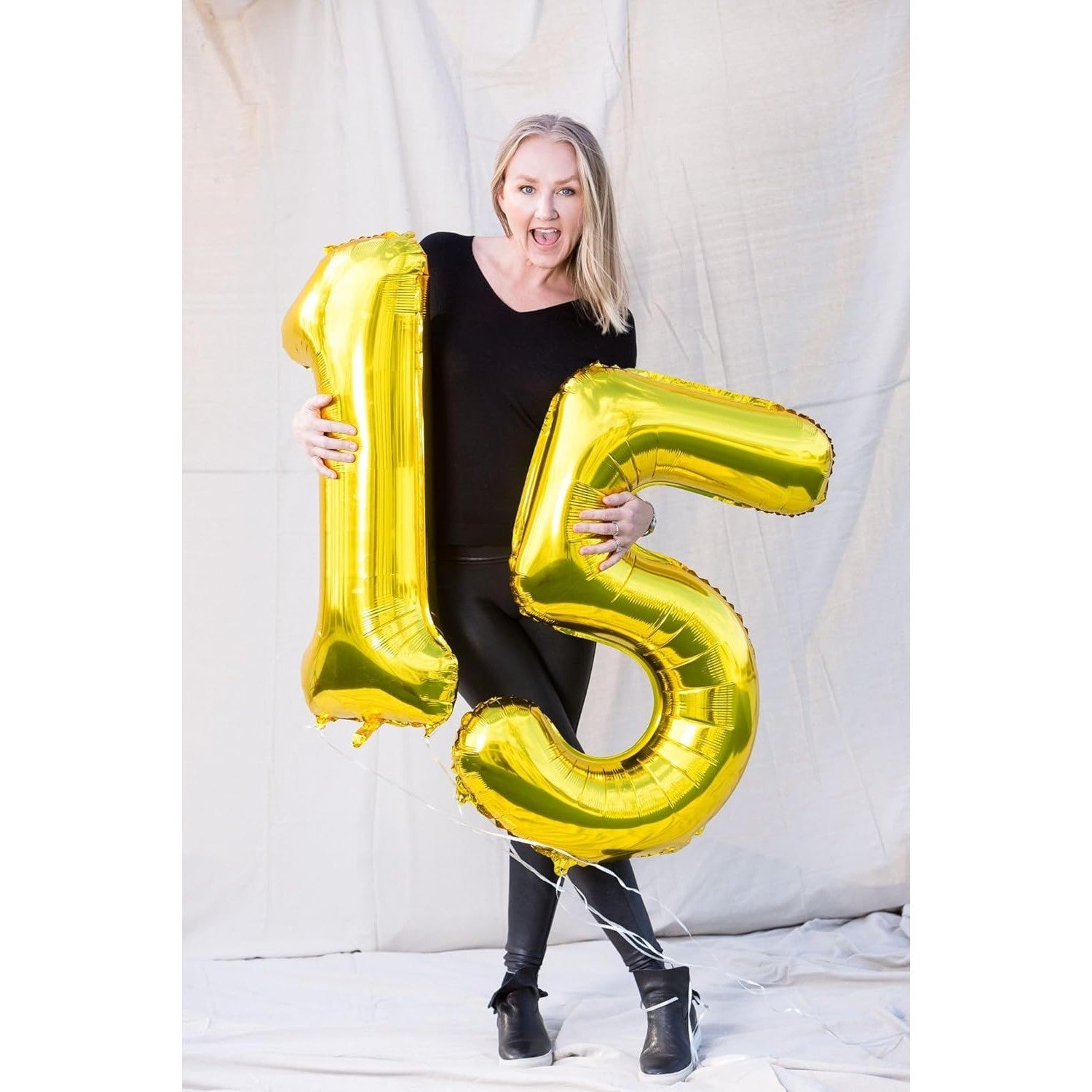 Balon din Folie Metalizata, Figurina Cifra, Tema Aniversare 40 cm, Ambalaj Individual, Pai inclus, Umflare cu Aer sau Heliu, Auriu, Cifra 1