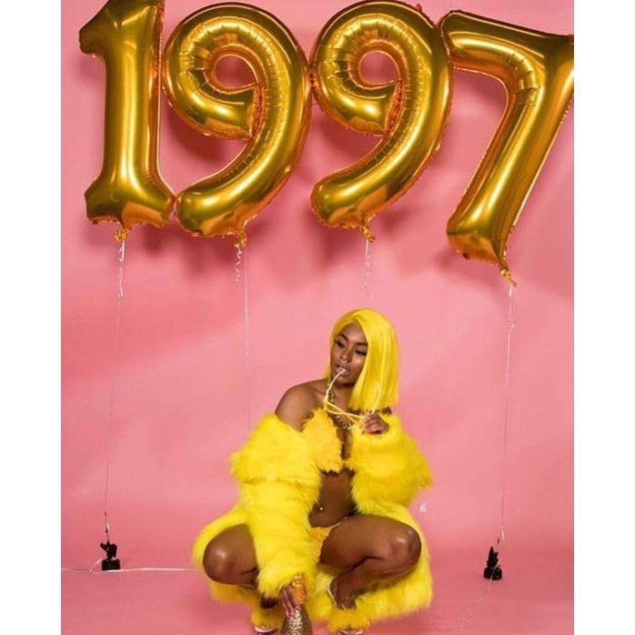 Balon din Folie Metalizata, Figurina Cifra, Tema Aniversare 40 cm, Ambalaj Individual, Pai inclus, Umflare cu Aer sau Heliu, Auriu, Cifra 7