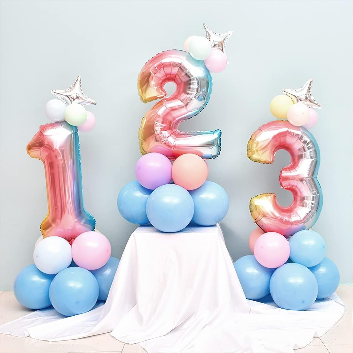Balon din Folie Metalizata Gradient, Figurina Cifra, Tema Aniversare 100 cm, Ambalaj Individual, Pai inclus, Umflare cu Aer sau Heliu, Multicolor, Cifra 3
