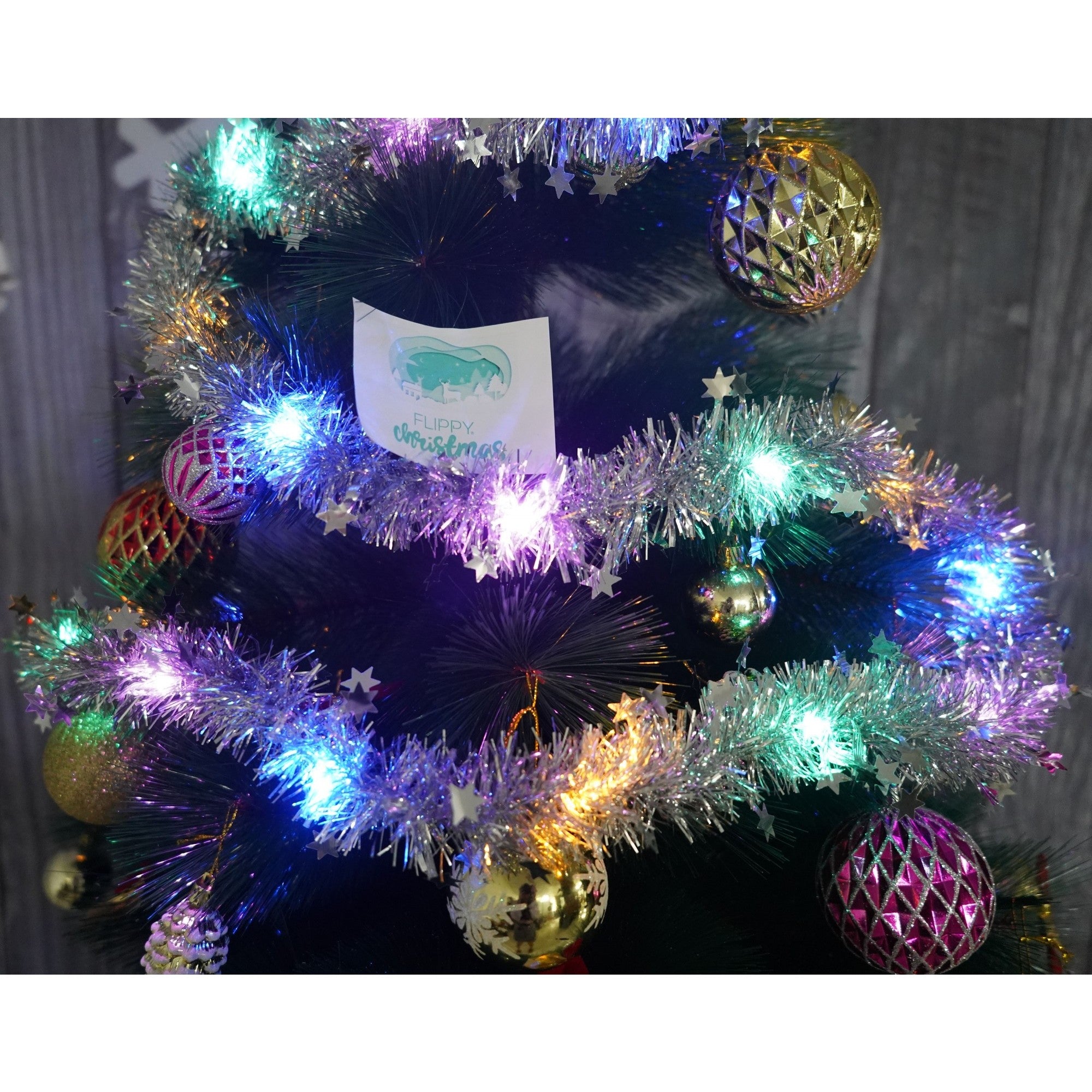 Beteala Craciun cu LED, Argintie, model cu stelute, 2 m x 5 cm, PVC, Sir, Artificiala