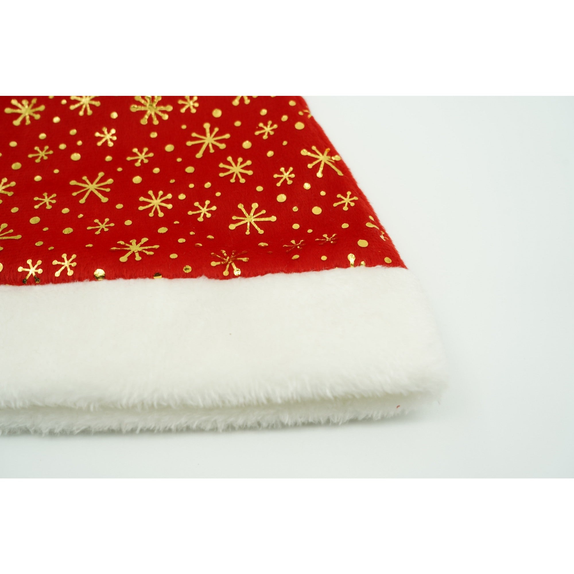 Caciulita de Mos Craciun,cu ornament auriu fulg de nea, rosie, marime universala, material textil