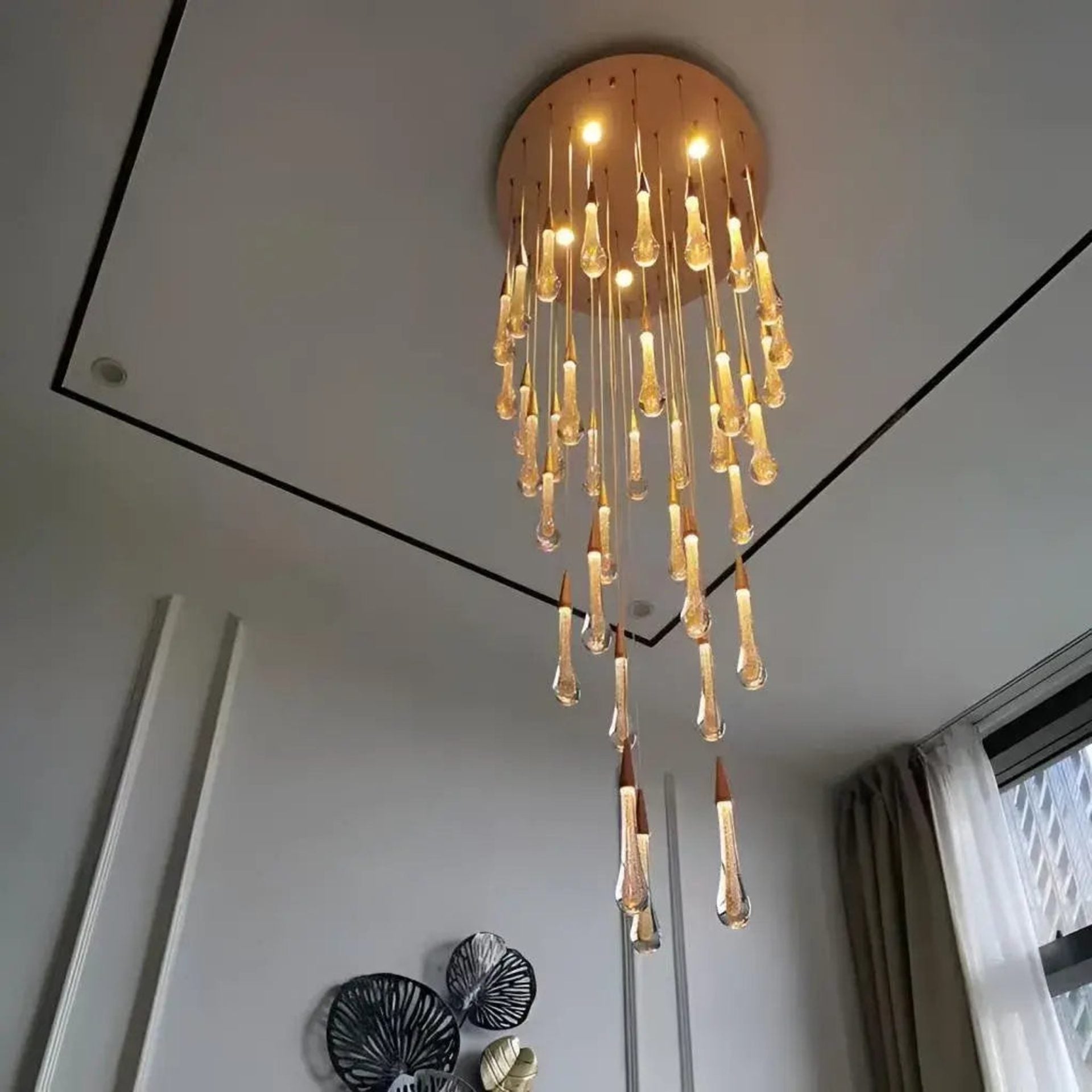 Candelabru Cristal LED Suspendat, 39W, Iustinian, Diametru 60cm, Inaltime Reglabila, Auriu, Metal si Cristal