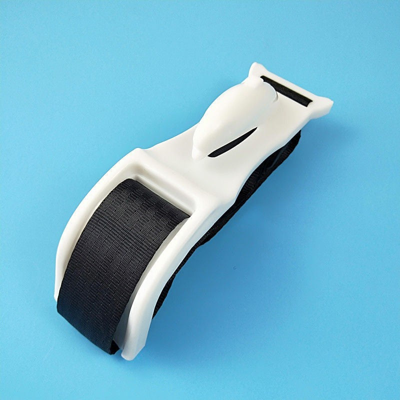 Deviator Centura de Siguranta, pentru Burtica Gravidelor, Universal, Ajustabil, 21x6 cm, Model Delfin Alb
