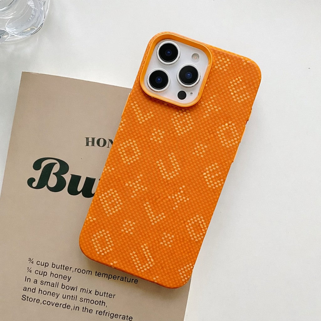 Carcasa Magnetica, Compatibila Apple iPhone 16 Pro Max, din Fibra de Carbon, Litere Fosforescente, Portocaliu