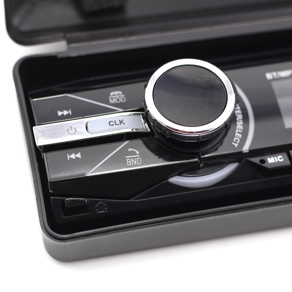 MP3 player auto cu BLUETOOTH si fata detasabila 4 x 50W - CARGUARD