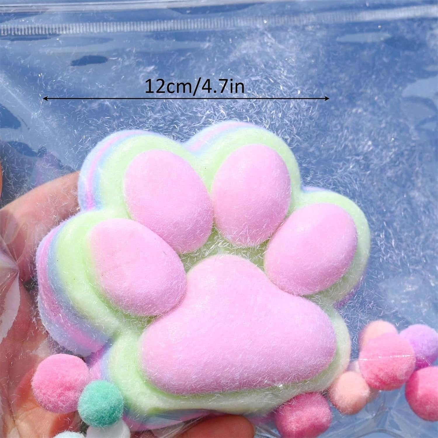 Jucarie Antistres Squishy, cu Revenire Lenta, Model Labuta de Pisica Pufoasa, 12.5x10.5 cm, 220g, Squeeze Pinch Family, Ambalaj Transparent, Roz Curcubeu