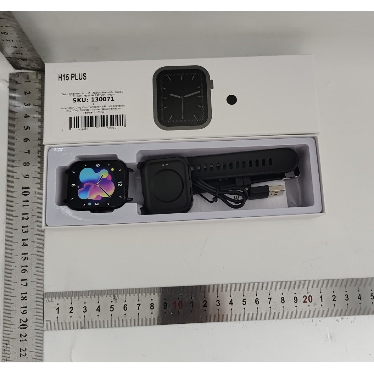 Ceas Smartwatch, Editia H15, Apeluri Bluetooth, Afisaj 1.81 inch, Rezolutie 240 x 284, Puls, Siri, Baterie 180 mAh, Negru