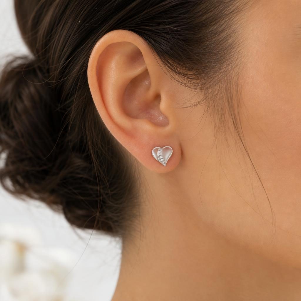 Cercei Tip Stud din Argint 925, Model Inima, Suprafata Decorata cu Zirconii Stralucitoare, Greutate 1.3 g, Argintiu