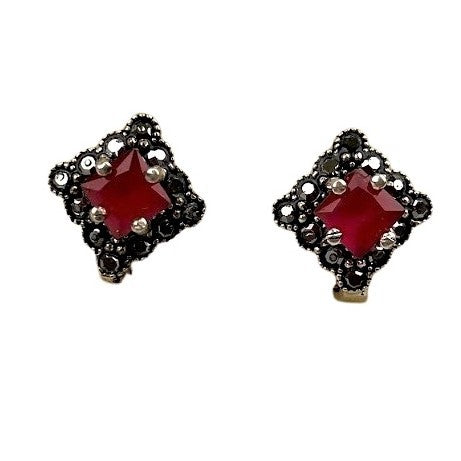 Cercei Argint 925 Romb cu Zirconiu Rosu si Marcasite