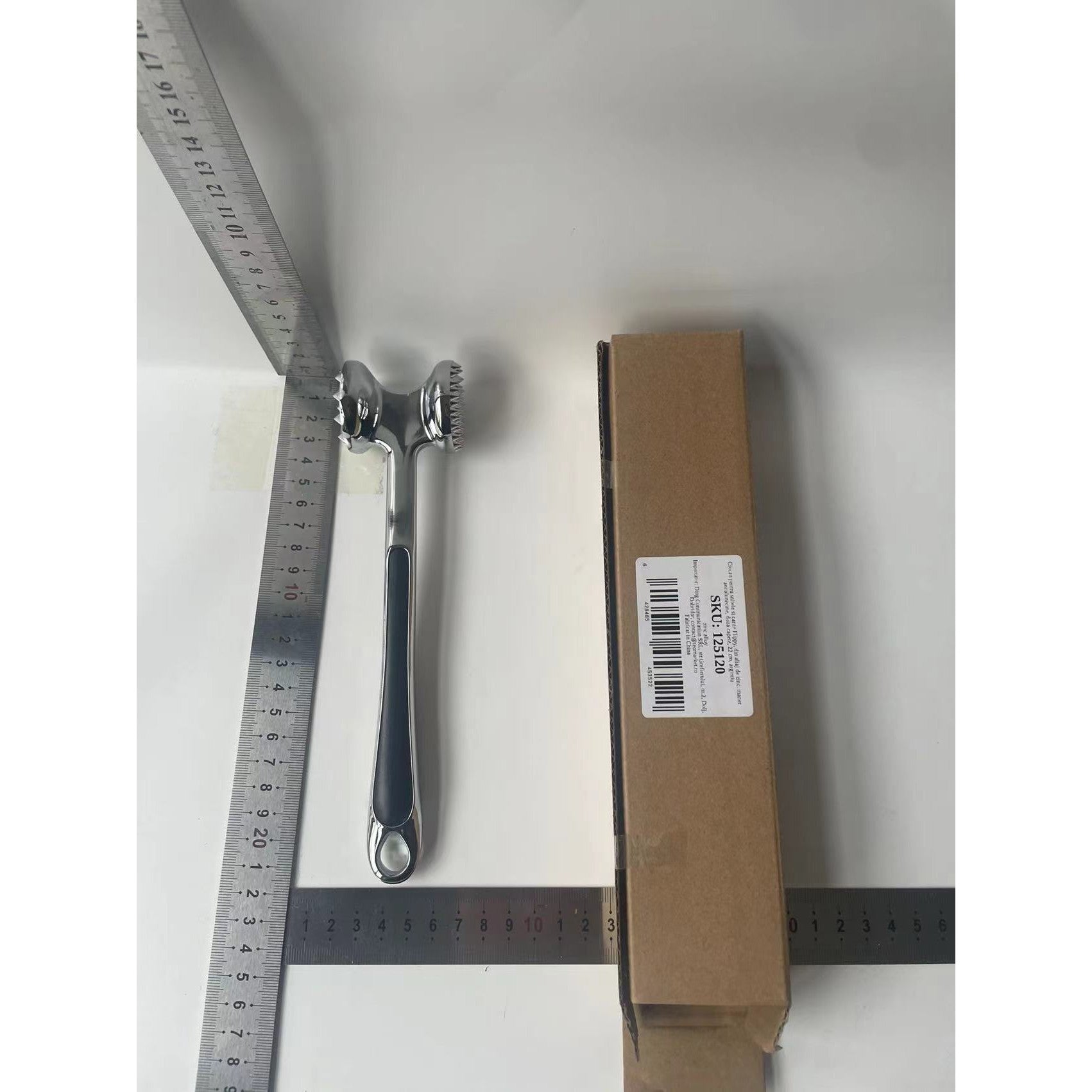 Ciocan pentru snitele si carne din aliaj de zinc, maner antialunecare, doua capete, 22 cm, argintiu