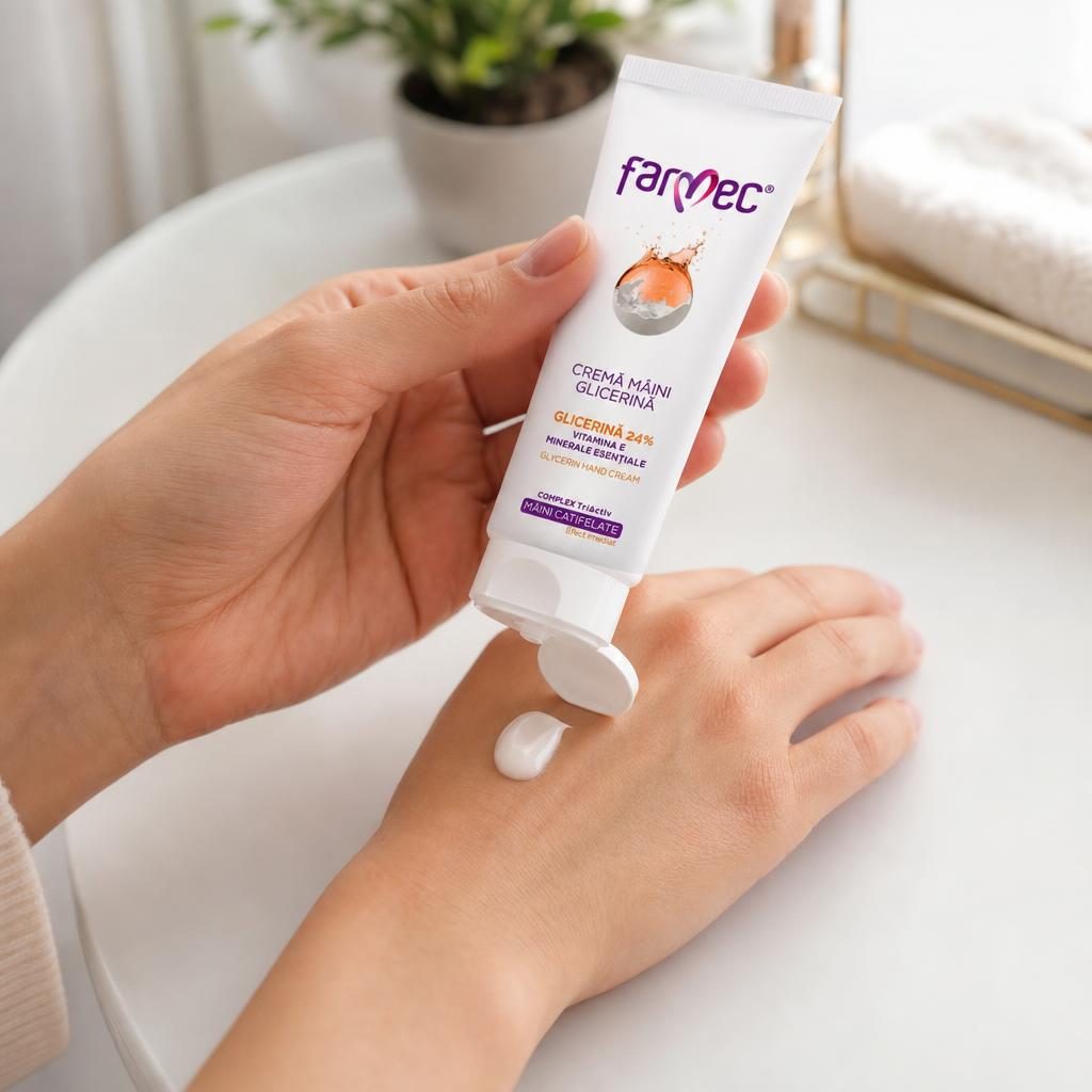 Crema pentru Maini, Farmec, 40 ml, Glicerina 24%, Vit E 6020