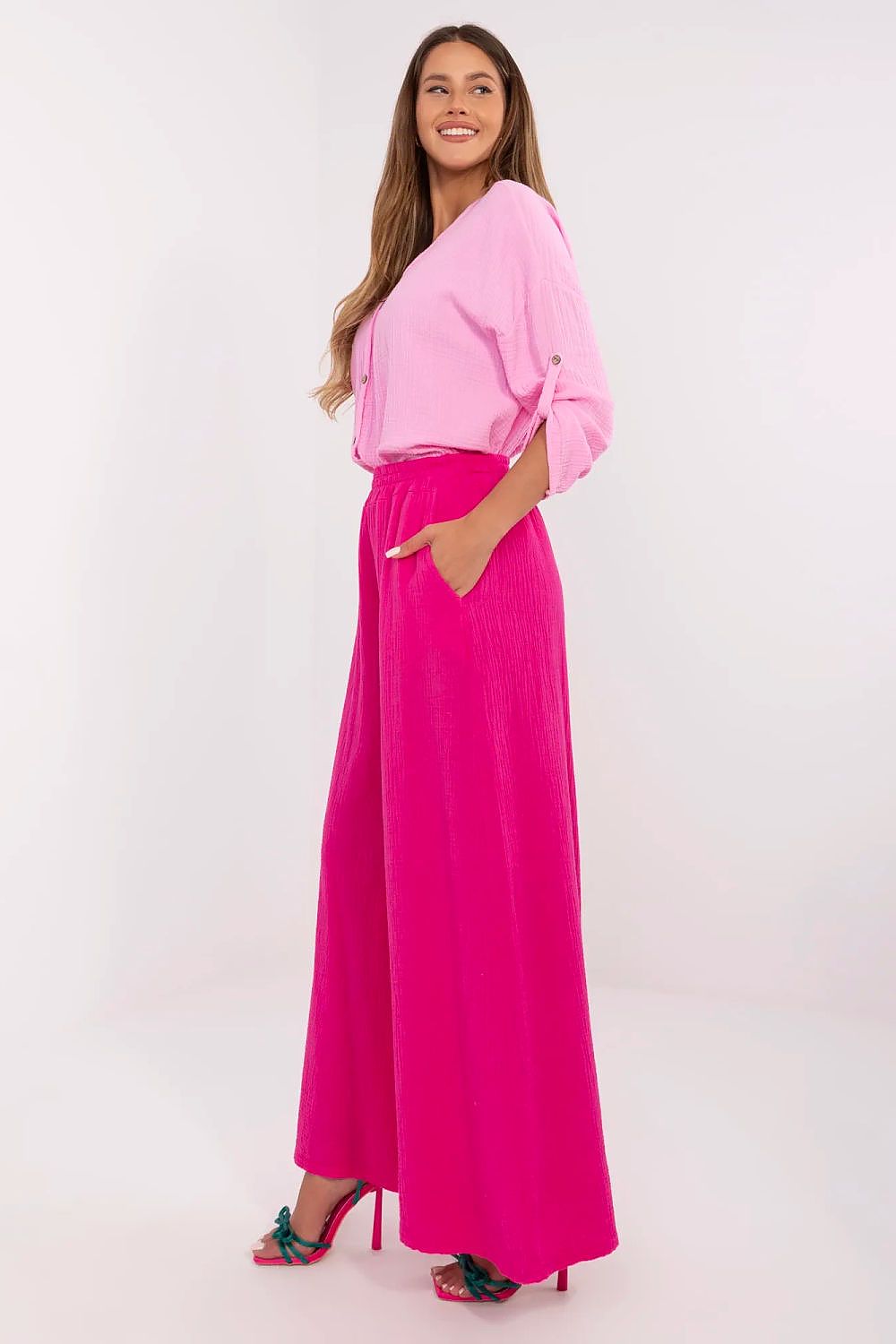  Pantaloni de damă model 211270 Italy Moda 