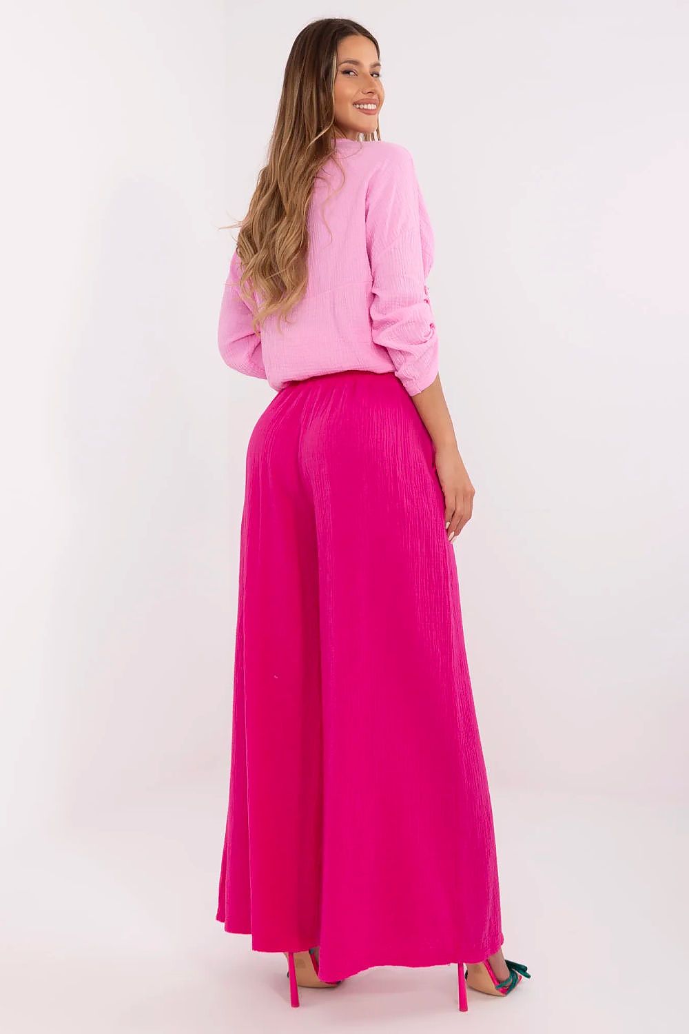  Pantaloni de damă model 211270 Italy Moda 