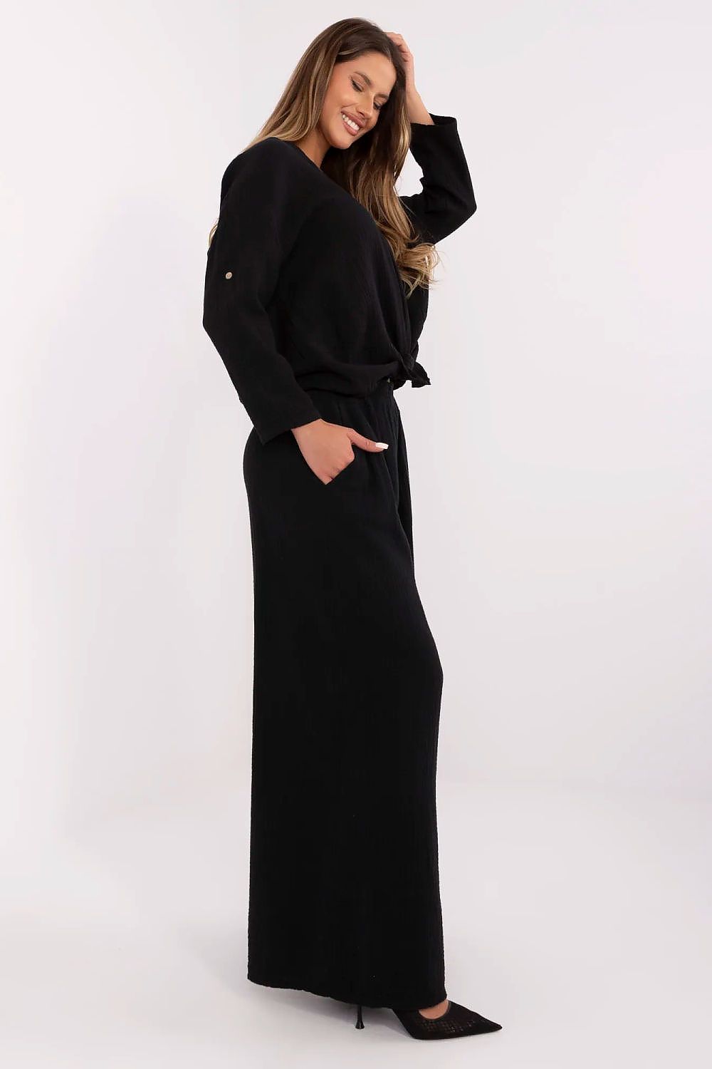  Pantaloni de damă model 211274 Italy Moda 