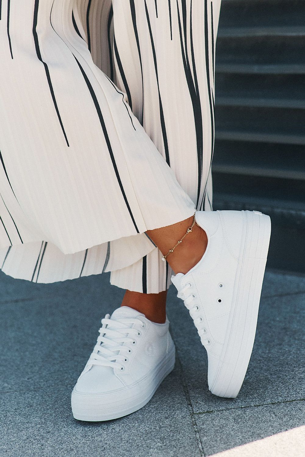  Adidași cu platformă model 212729 Step in style 