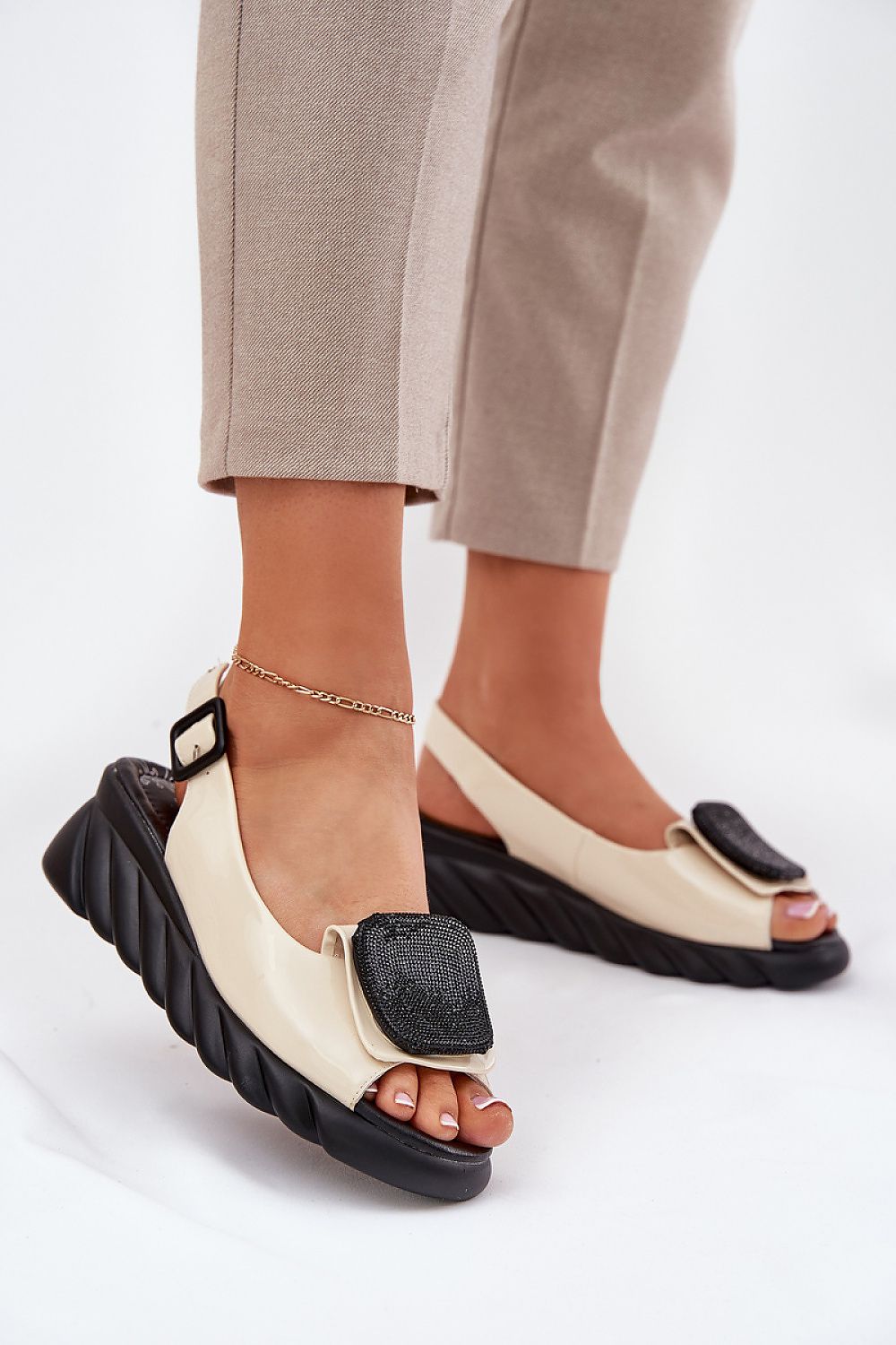  Sandale cu talpă tip pană model 213003 Step in style 