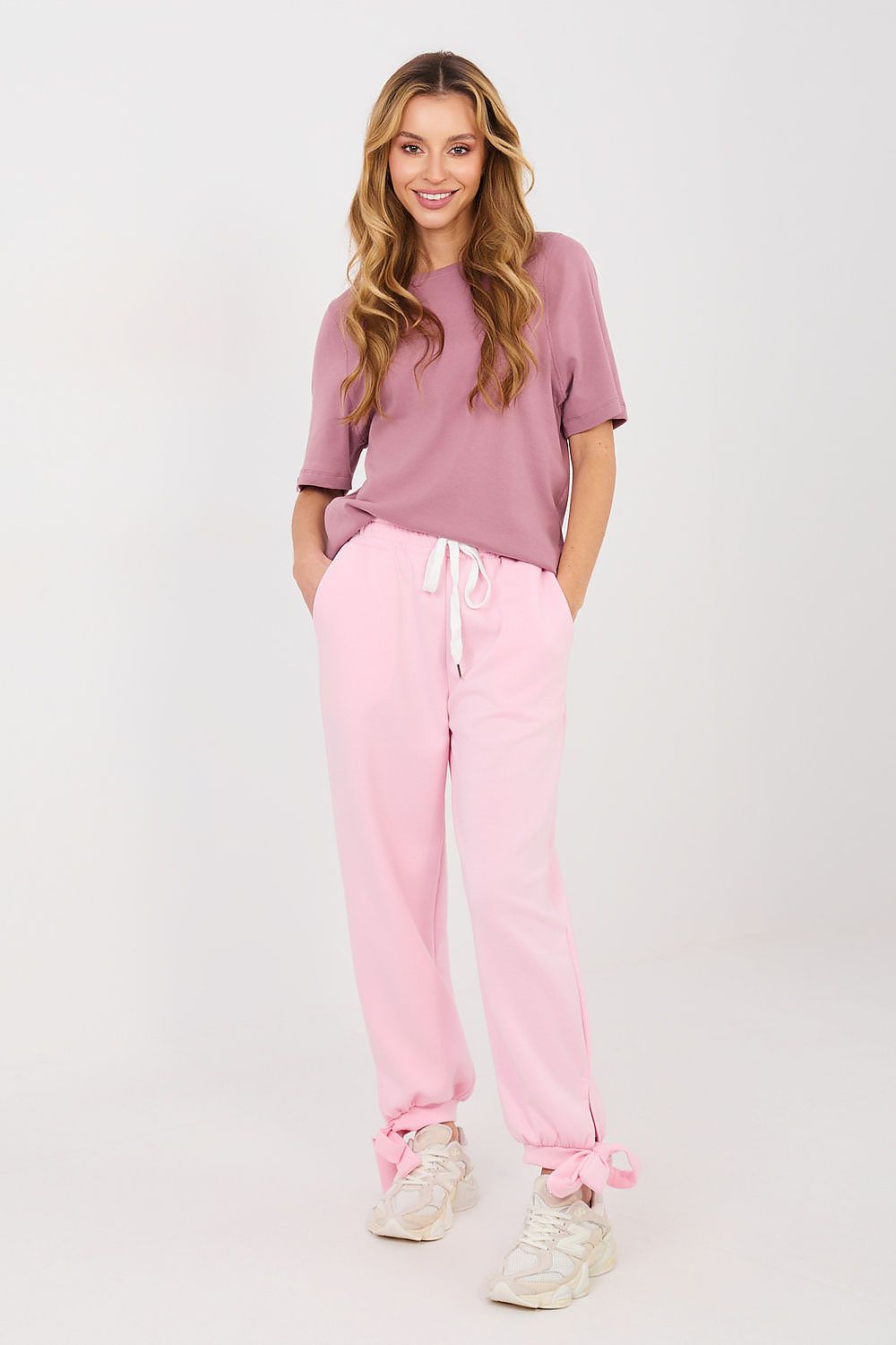 Pantaloni de trening model 223470 Italy Moda 