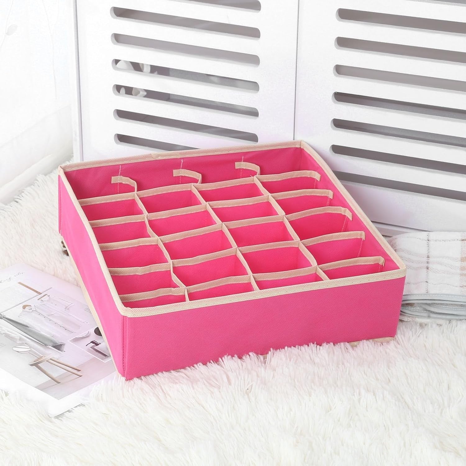Cutie De Depozitare, Pentru Lenjerie, Sosete Si Sutiene, Material Textil, 24 Compartimente, 32 x 32 x 10 cm, Culoare Roz