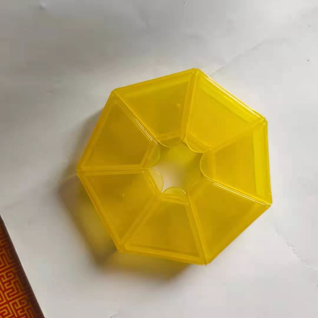 Cutie separator medicamente cu zilele saptamanii, Plastic, 7 compartimente, Galben