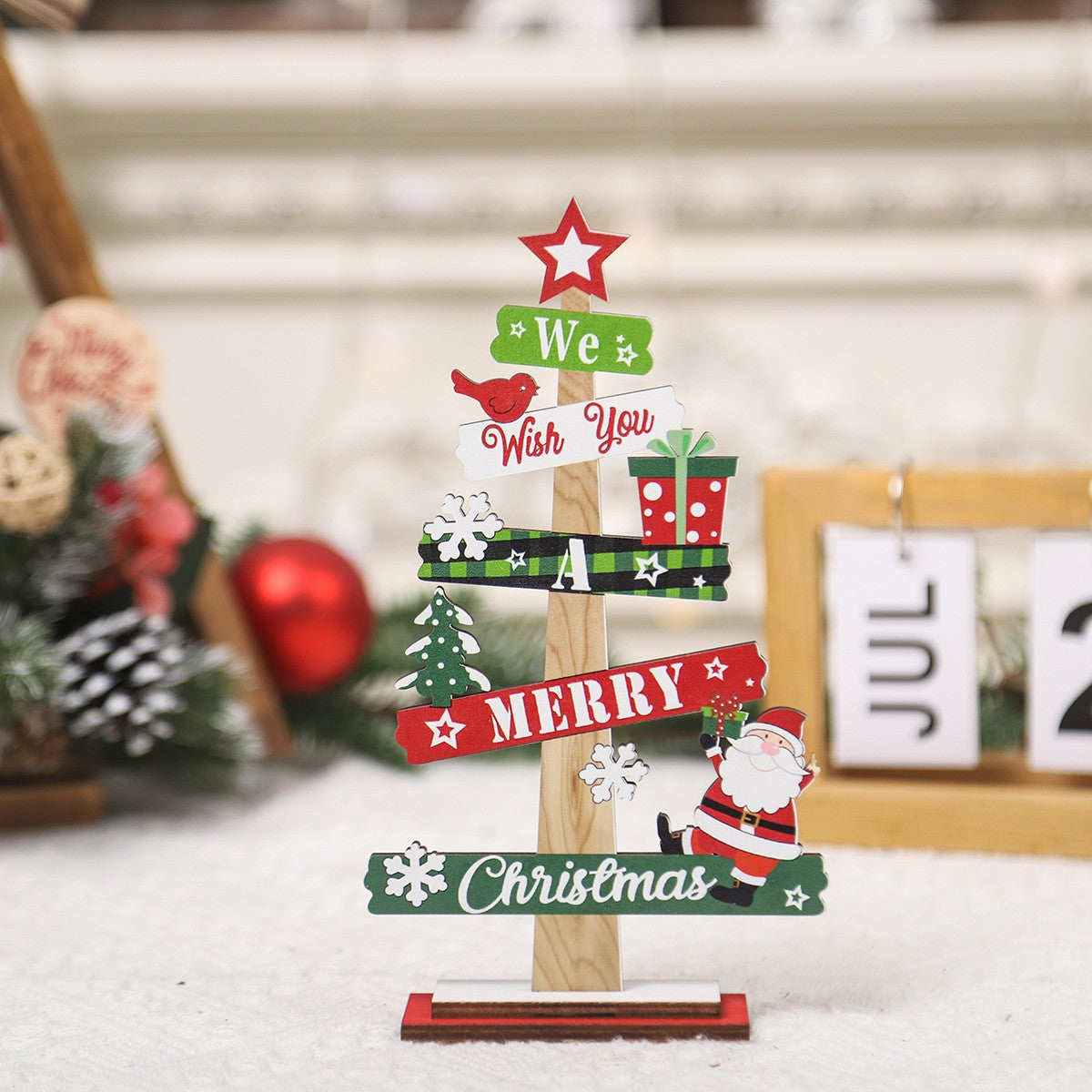 Decoratiune de Craciun din Lemn, pentru Masa, Scris We Wish You A Merry Christmas, Model Bradut, 21.5x12.2x4 cm, Multicolor