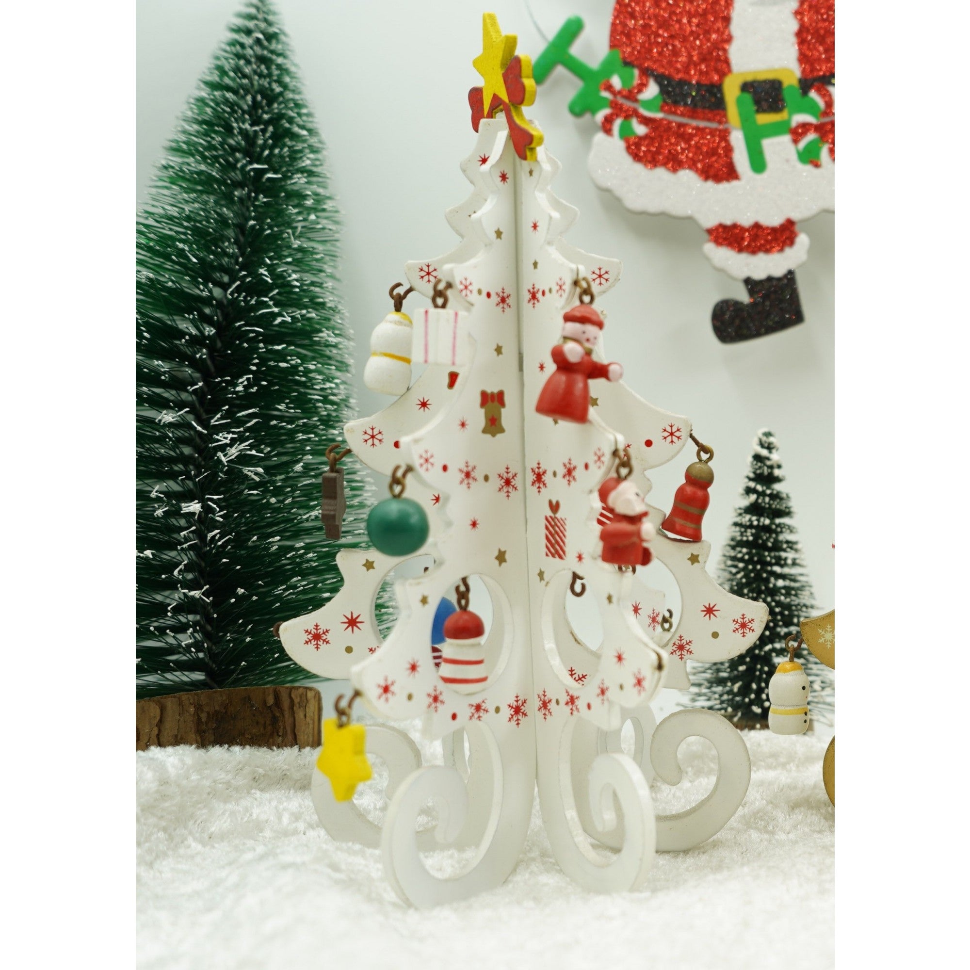 Decoratiune Craciun, Brad, Alb, 6 cavitati cu ornamente, 12 cm x 20 cm, Lemn