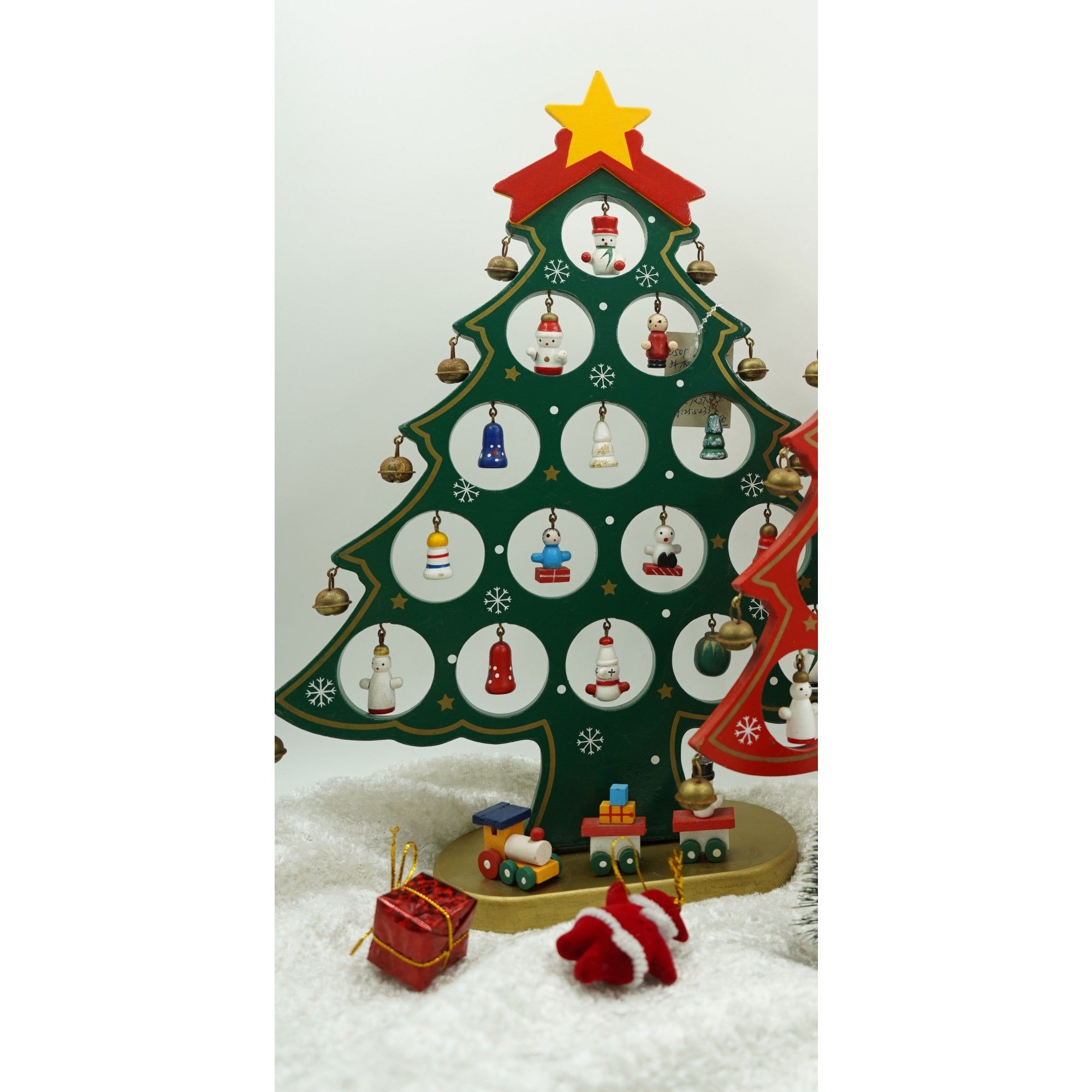 Decoratiune Craciun, Brad, Verde, 15 cavitati cu ornamente, 25.5 cm x 33 cm, Lemn