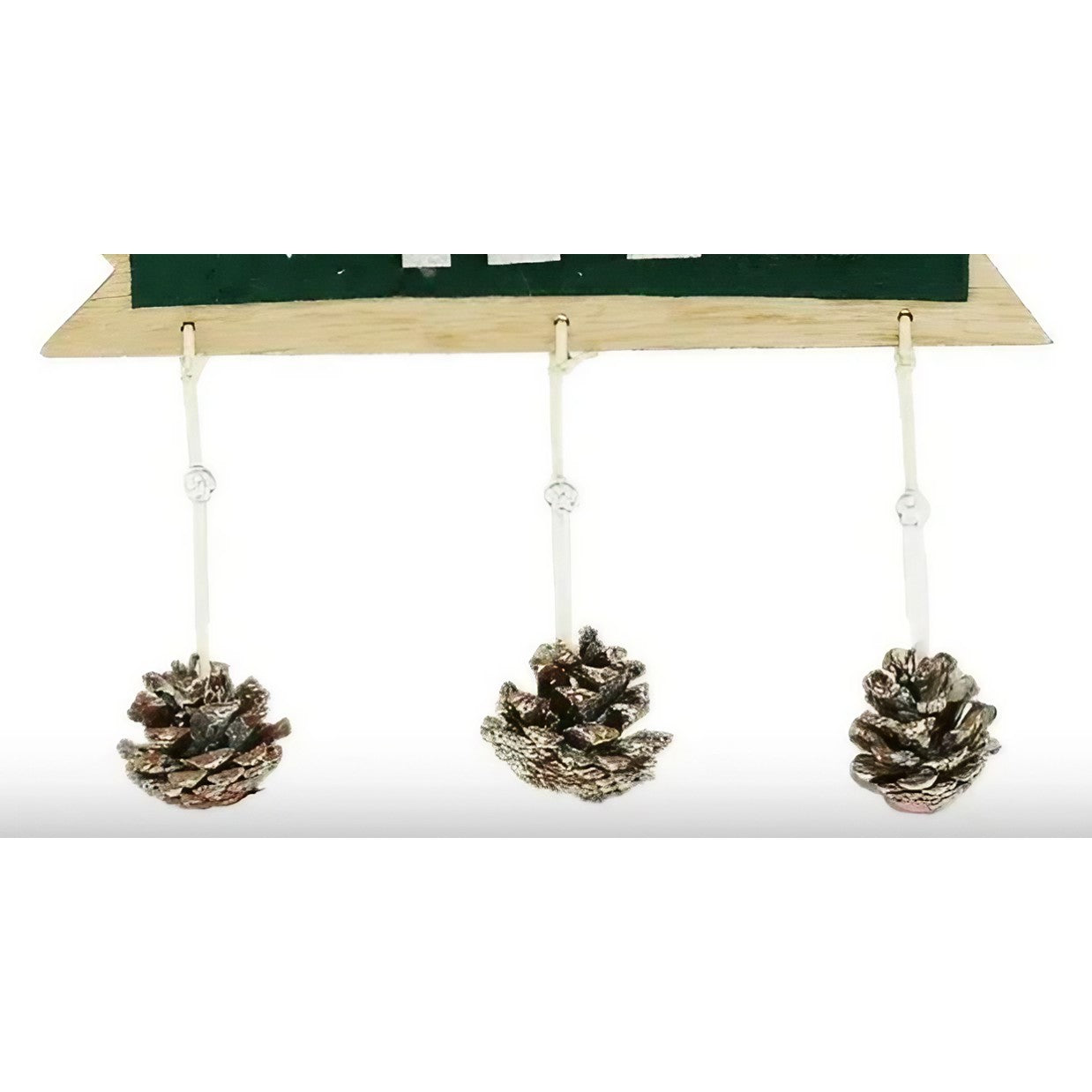 Decoratiune Craciun din Lemn, Model Scris Xmas, Conuri Atarnate, cu Inimioara 25x9 cm, pentru Brad sau Usa, Verde/Argintiu