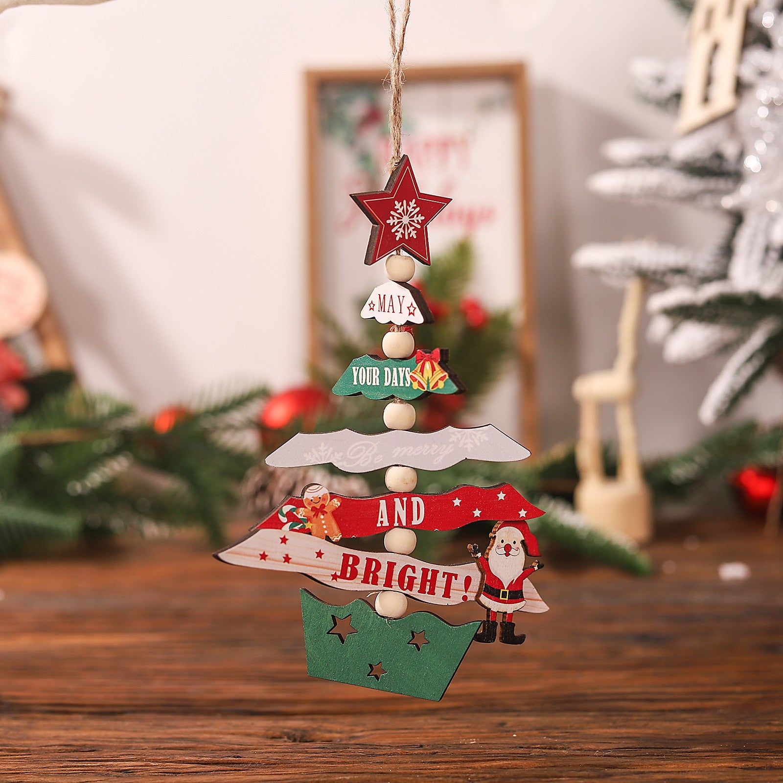 Decoratiune de Craciun din Lemn, cu Snur pentru Agatare in Brad, Model Brad de Craciun, Scris May Your Days Be Merry And Bright, 17x12.8x0.4 cm, Multicolor