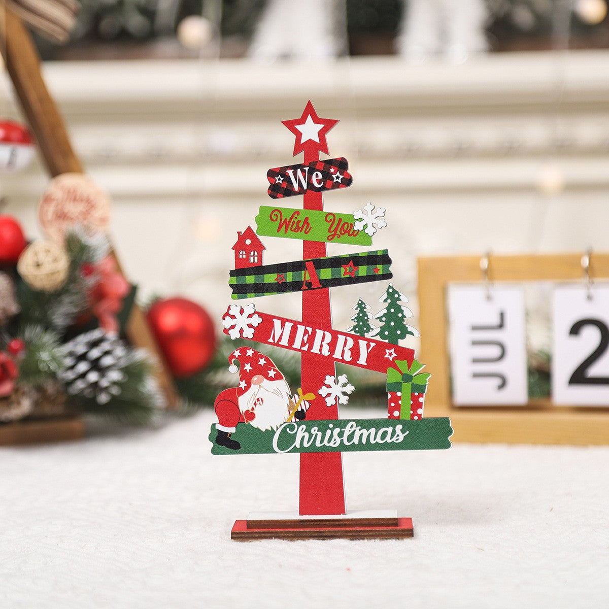 Decoratiune de Craciun din Lemn, pentru Masa, Model Bradut, Scris We Wish You A Merry Christmas, 21.5x12.2x4 cm, Multicolor