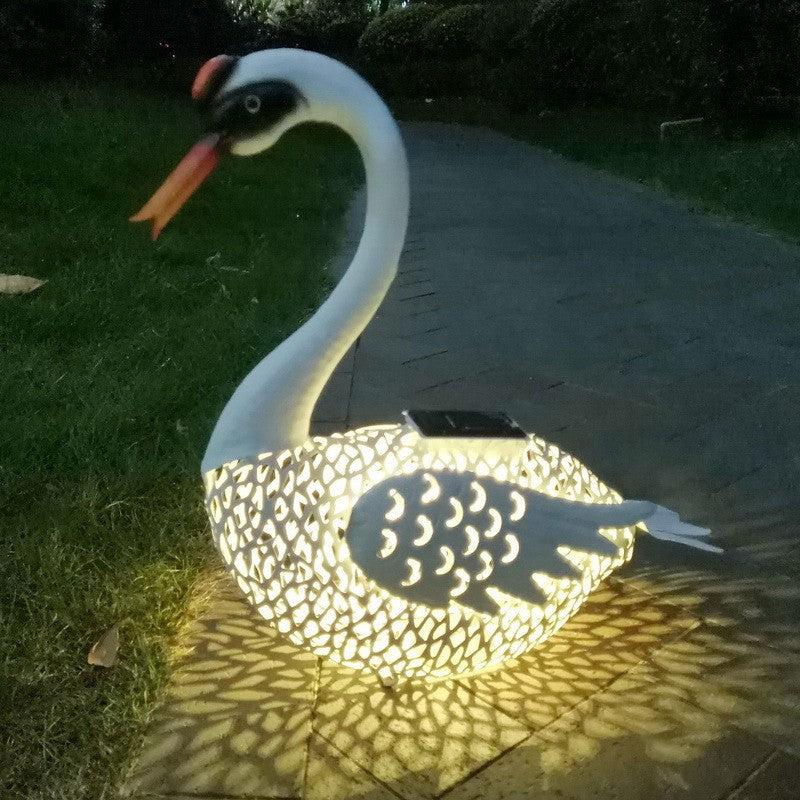 Decoratiune de Gradina cu Lampa solara, Flippy, Model Lebada, Iluminare Led si Incarcare Solara, 39.5 x 35.5 x 14 cm, din Fier, Alb
