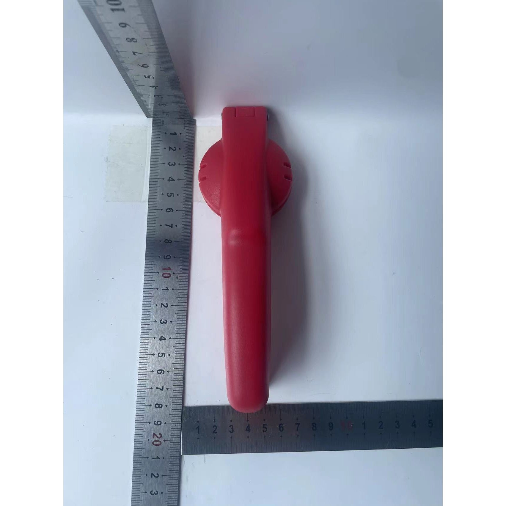 Dispozitiv de spart nuci si castane ABS si otel, 17.5 x 5.5 x 5 cm, usor de utilizat, rosu