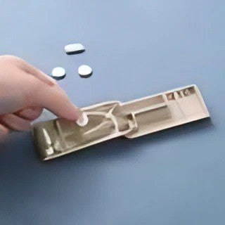 Dispozitiv taiere si depozitare medicamente, Bej, Plastic, 8 x 4 x 1.8 cm