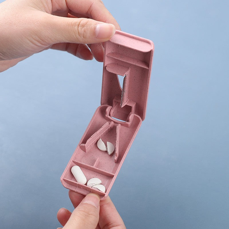 Dispozitiv taiere si depozitare medicamente, Roz, Plastic, 8 x 4 x 1.8 cm